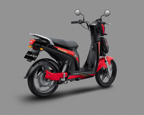 Ra mắt 2 dòng xe máy điện cá tính của VinFast-4