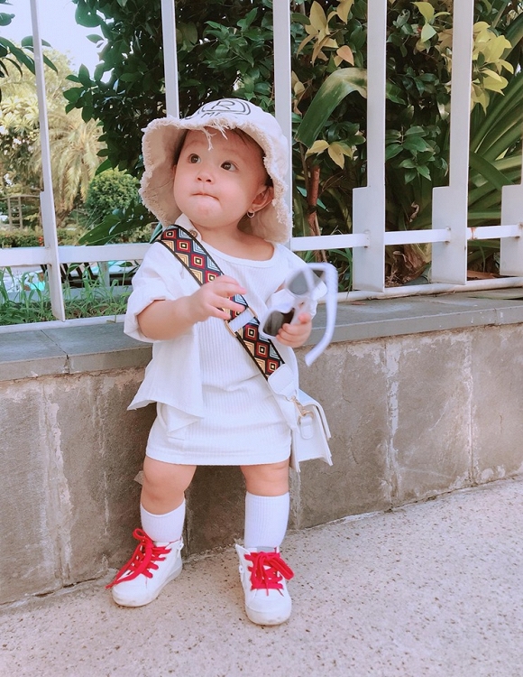 Rụng tim với gu thời trang chất lừ của con gái rượu Trà Ngọc Hằng-16