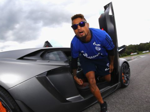 Hiện tượng 16 tuổi Barca phá 3 kỷ lục: Xô đổ nốt kỷ lục Cúp C1 22 năm?-3