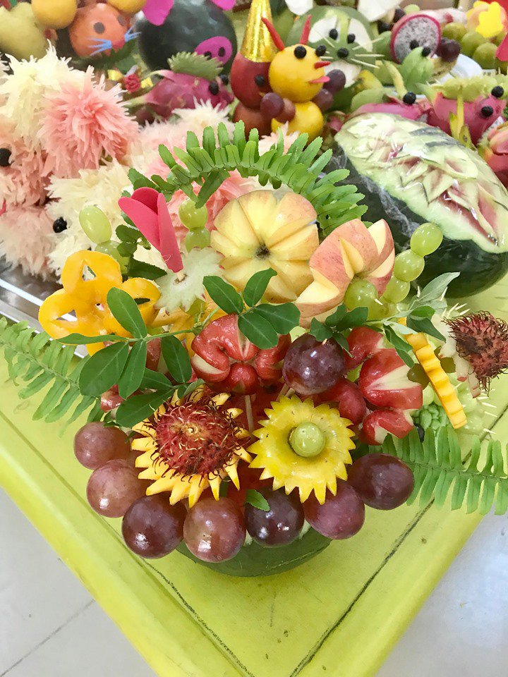 Chị em khoe mâm cỗ Trung thu đủ màu sắc cho con ngập tràn mạng xã hội-9