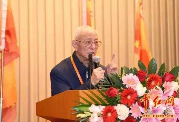 Bác sĩ 50 năm không bị cảm, 78 tuổi đi bộ 22 tầng nhờ 5 việc ai cũng làm được-4