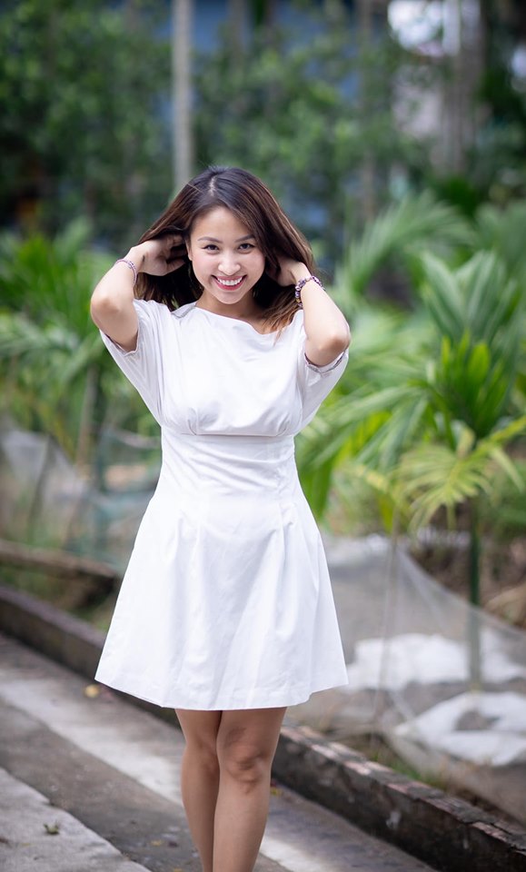 Vân Hugo như trẻ lại khi lạc vào khung cảnh hương đồng gió nội-1