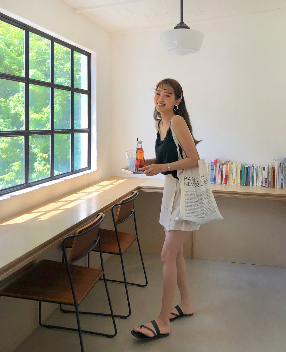 Đừng xem nhẹ 4 tips diện chân váy sau, bởi cặp chân của bạn sẽ dài tưởng như vô tận khi áp dụng đấy!-3