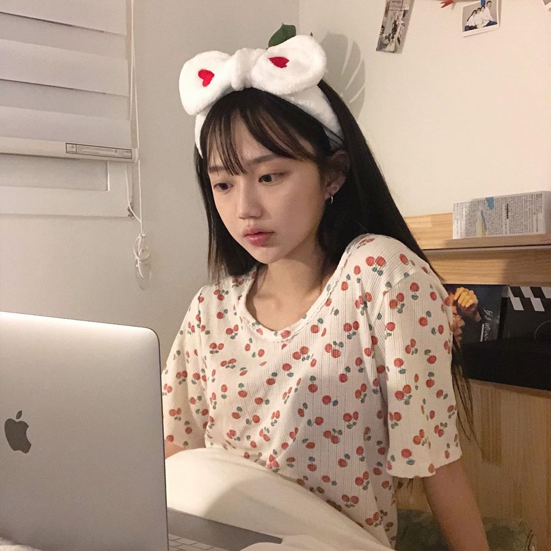 Chị em nên chăm da thế nào để không giống như Angela Baby, mới 30 tuổi mà da dẻ đã lão hóa ghê gớm?-5