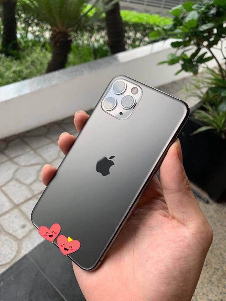 Một người Việt đã có đủ 3 chiếc iPhone mới dù Apple chưa mở bán-5