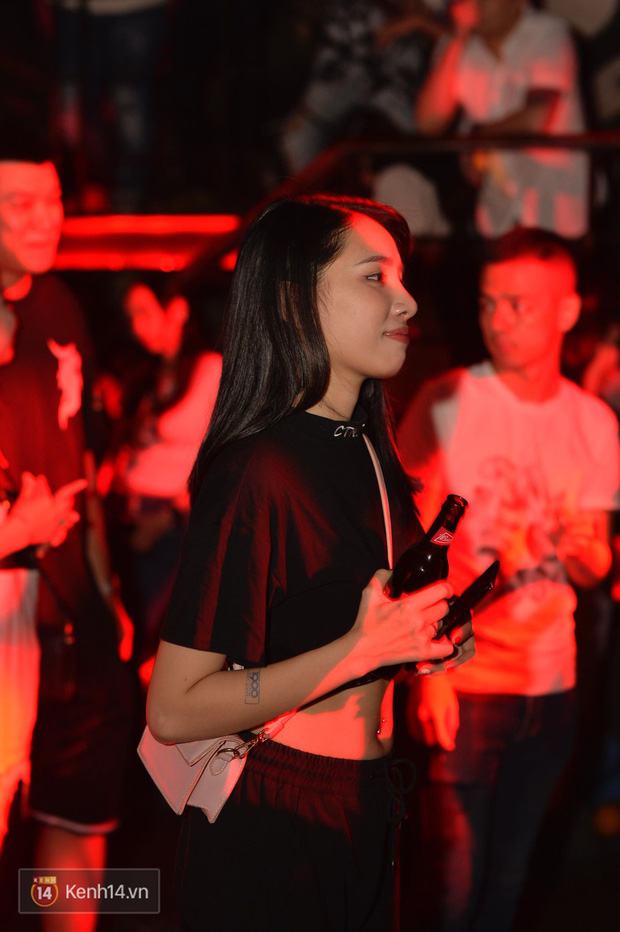 Ngắm loạt ảnh gái xinh kéo hội đi đu đưa lễ Trung thu, rich kid Tiên Nguyễn bất ngờ lọt ống kính-12