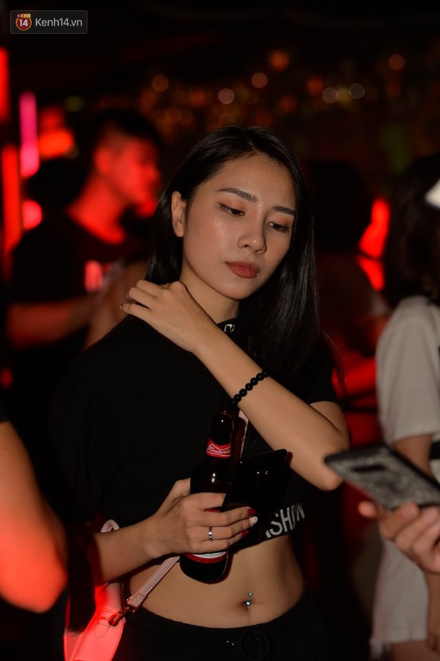 Ngắm loạt ảnh gái xinh kéo hội đi đu đưa lễ Trung thu, rich kid Tiên Nguyễn bất ngờ lọt ống kính-5