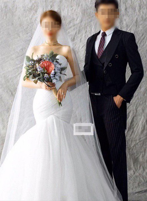 Người yêu cũ mời cưới, cô gái bất ngờ khi vào Facebook xem cô dâu: Linh cảm năm xưa đã đúng!-1