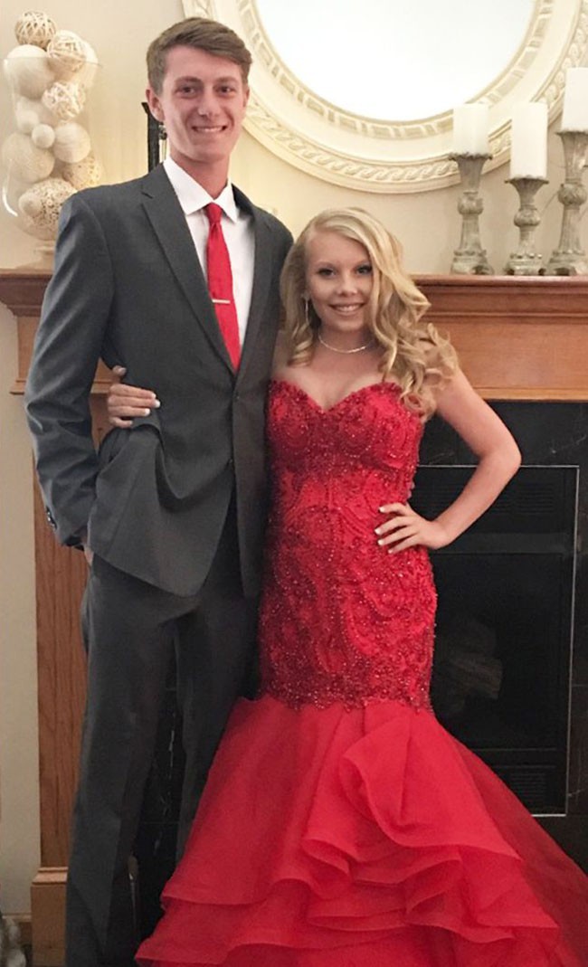 Hot girl xinh đẹp bị nghi giết con mới đẻ rồi thiêu xác phi tang bật khóc khi nghe phán quyết cuối cùng của tòa án-4