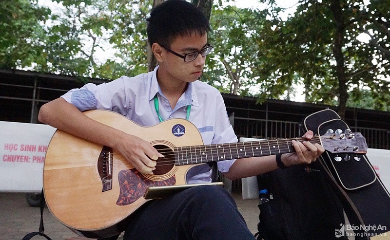 Kẻ 8 lạng, người nửa cân, 4 thí sinh có mặt tại chung kết Đường lên đỉnh Olympia năm thứ 19 lợi hại như thế nào?-2