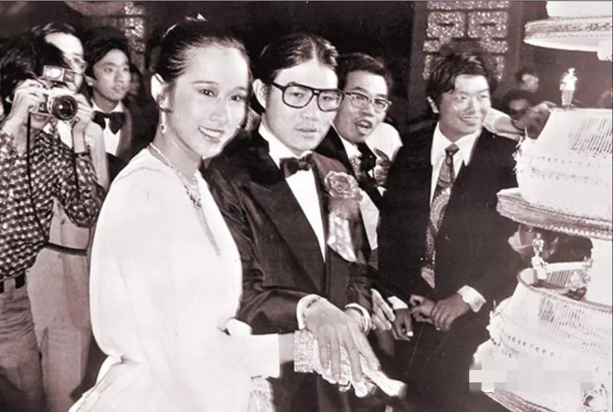 Là bà hoàng trong đám cưới 10 triệu đô nhưng bị coi như búp bê trong tủ kính, nàng Hậu quyết bật lại chồng tỷ phú và nhận cái kết bất ngờ ở tuổi xế chiều-3
