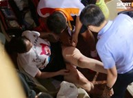 Vụ cổ động viên nữ trọng thương do trúng pháo sáng: Công an triệu tập 14 người quê ở Nam Định để điều tra
