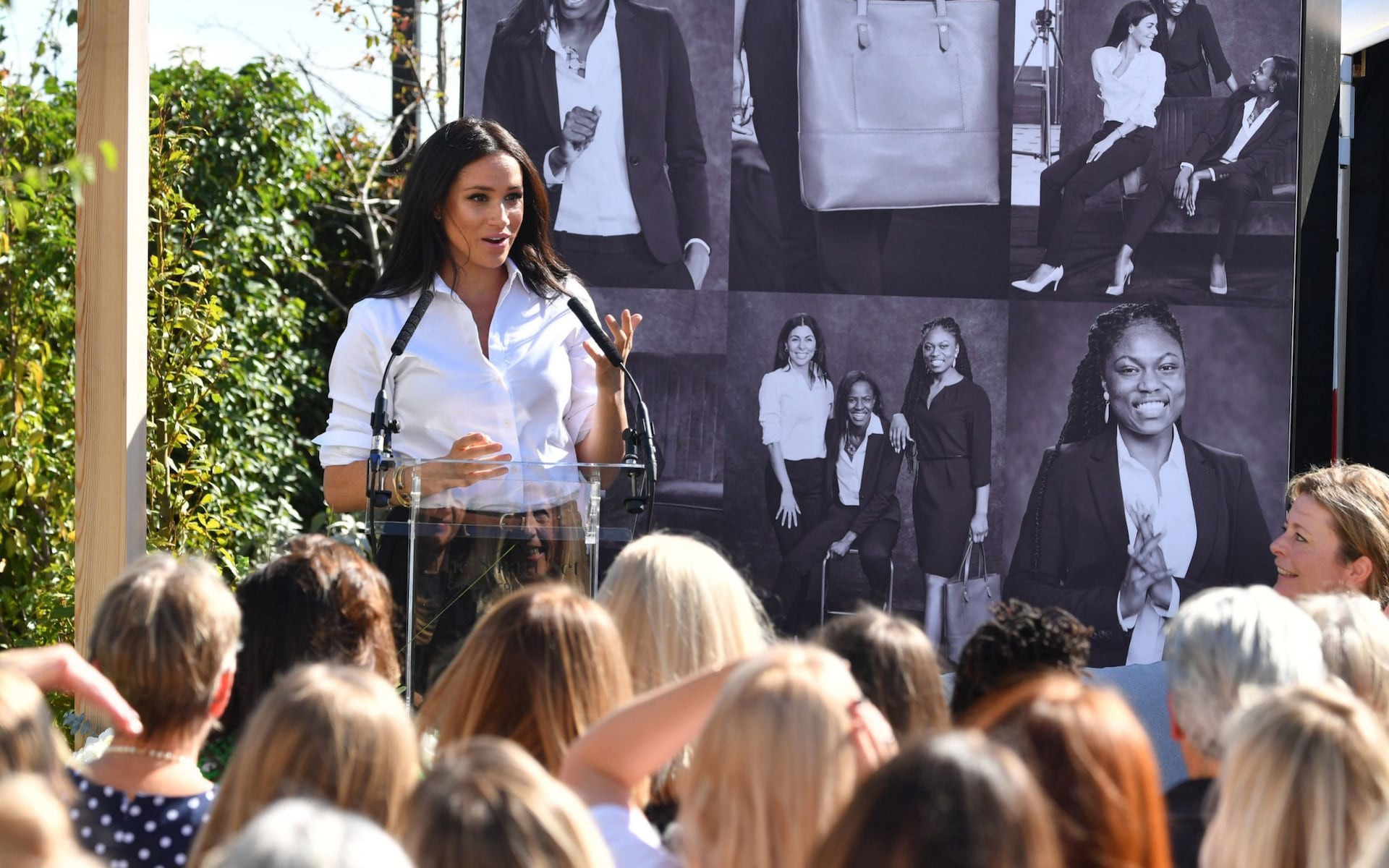 Meghan Markle vừa tung ra bộ sưu tập thời trang mới, người tiêu dùng đã nhận cảnh báo khi mua sản phẩm của nàng dâu hoàng gia-1