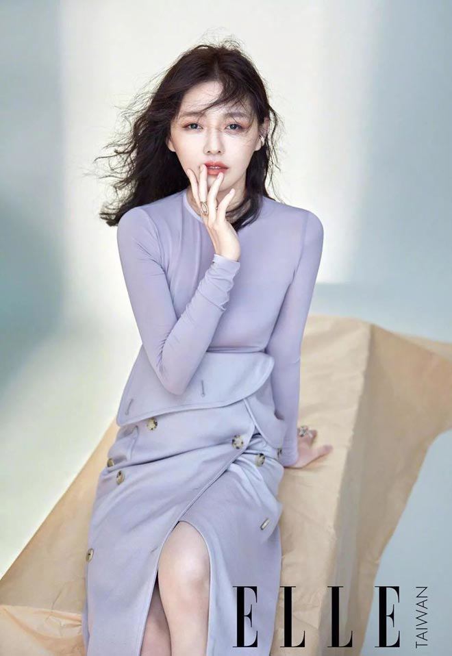 Chỉ thở thôi cũng bị chửi, 3 mỹ nhân này trả mãi không hết nghiệp vì danh bạn đểu-20