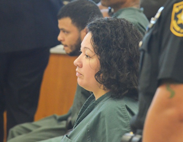 Bé trai 14 tuổi bị cô giáo dụ dỗ mây mưa trong thời gian dài, nạn nhân không hề biết người tình đáng tuổi mẹ mắc bệnh lậu-3