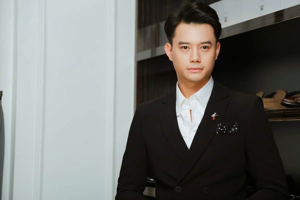 Đời tư ồn ào của người yêu Trương Ngọc Ánh: Từ anh chồng nhu nhược của Sống chung với mẹ chồng cho tới loạt tin đồn về phẫu thuật thẩm mỹ, giới tính-1