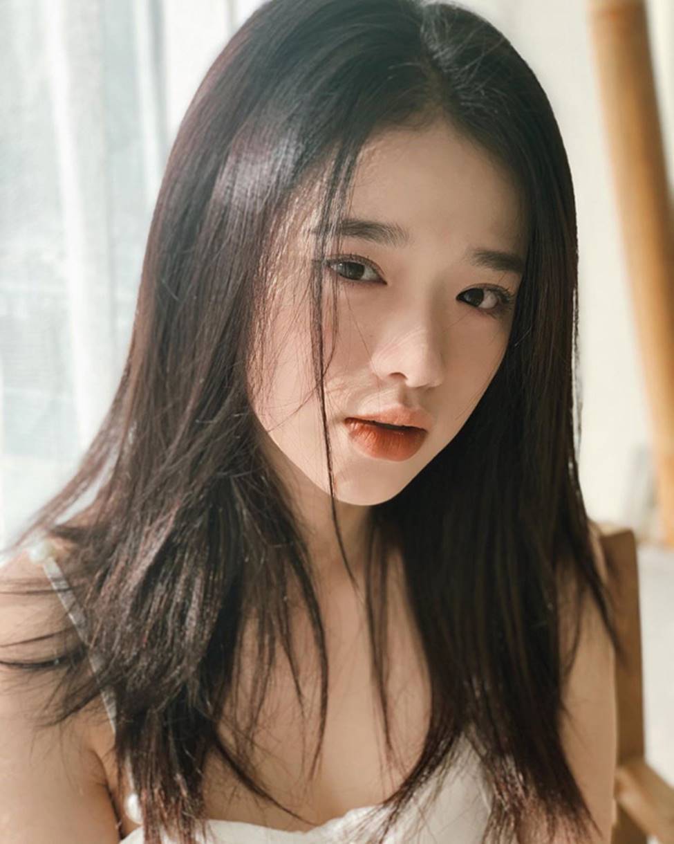Linh Ka tuổi 17, nhan sắc thăng hạng body nảy nở đến ngỡ ngàng-12