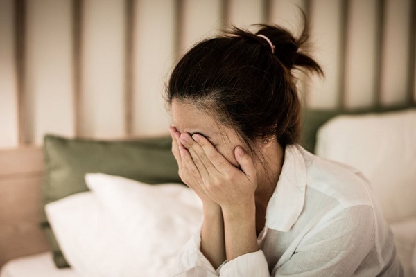 Khi xe hoa dừng lại trước cửa miếu, mẹ chồng bỗng thốt lên một câu cầu xin khiến cả nhà tôi tái mặt đòi quay về, không cưới xin gì nữa-1