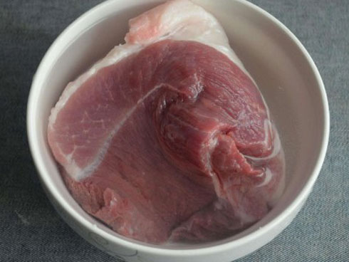 4 tuyệt chiêu rã đông thịt trong chớp mắt giúp tiết kiệm vô khối thời gian-5