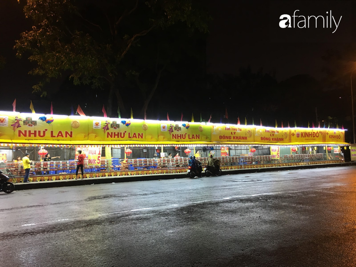 Sài Gòn: Mua bánh Trung thu cuối mùa với ưu đãi mua 1 tặng 3, mua 1 thành 4, liệu khách hàng lời hay rơi vào bẫy?-2