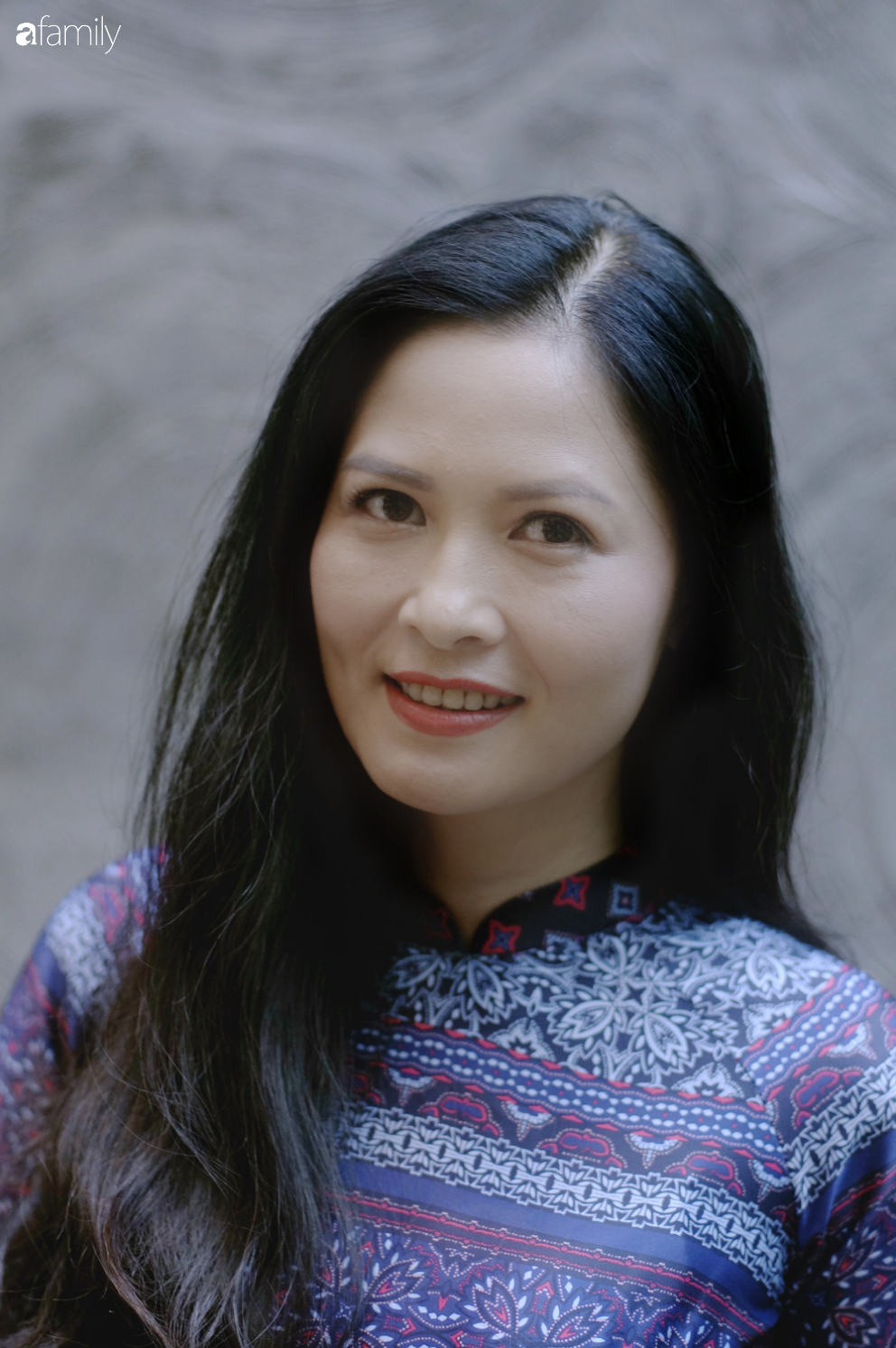 Thúy Hà cô Hạnh bán hoa của Về nhà đi con” lần đầu xác nhận đã ly hôn: Tôi phải mất nhiều năm để đợi các con lớn mới quyết định-15