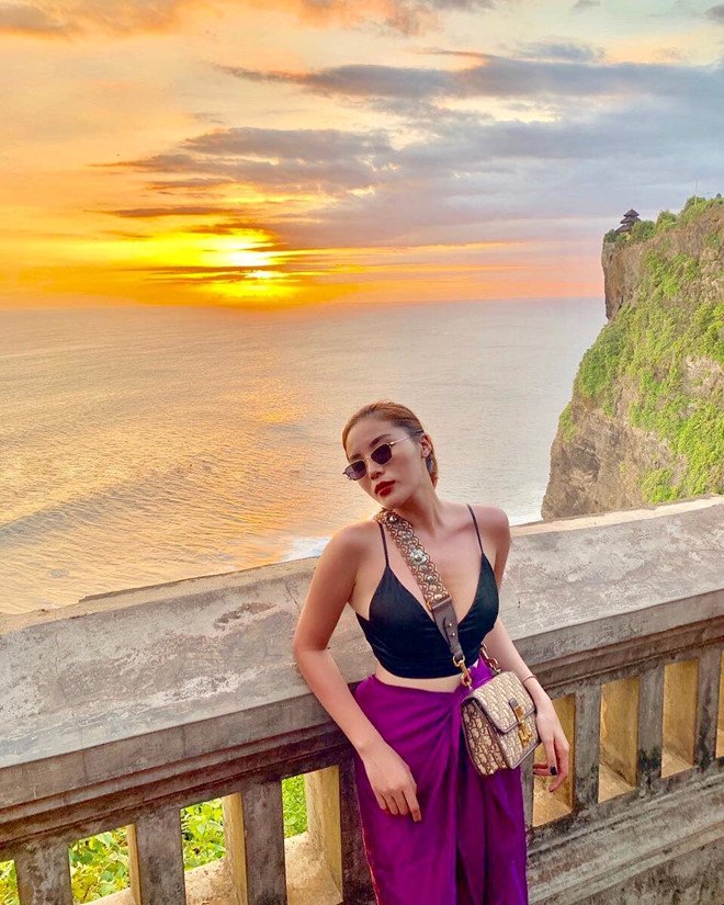 Túi Dior gây thị phi cho Sĩ Thanh được lòng mỹ nhân Việt thế nào?-3