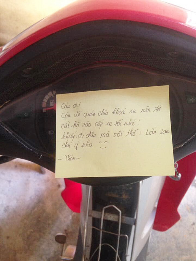 Gặp bạn quên không rút chìa khóa ở xe, hành động nghĩa hiệp của chàng trai khiến dân mạng quỳ lạy vì đáng ăn đòn-2