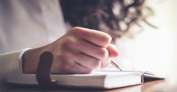 Thầy giáo dụ dỗ nữ sinh quan hệ tình dục hàng trăm lần còn hứa hẹn cưới xin, khi nạn nhân đòi chia tay thì trở mặt tiểu nhân-2