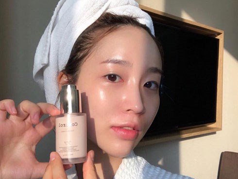 Loại bỏ sạch trơn mụn đầu đen với 4 tips của bác sĩ, da bạn sẽ sáng hồng thấy rõ còn lỗ chân lông thì tưởng như 