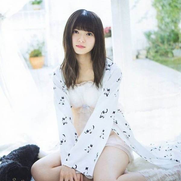 Ngôi sao Nhật Bản được mệnh danh mỹ nữ 4.000 năm mới gặp là ai?-2