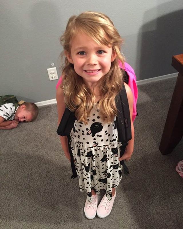 Những hình ảnh khó đỡ của con khi đi học chỉ có phụ huynh mới thấu hiểu: Mẹ mang mùa hè về đây đi-2