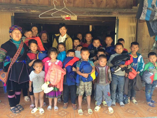 Cuộc sống ngỡ như mơ của cô gái HMông nói tiếng Anh như gió trước khi ly hôn: Được chồng cho đi học ngành y, mẹ chồng cưng như trứng mỏng-8