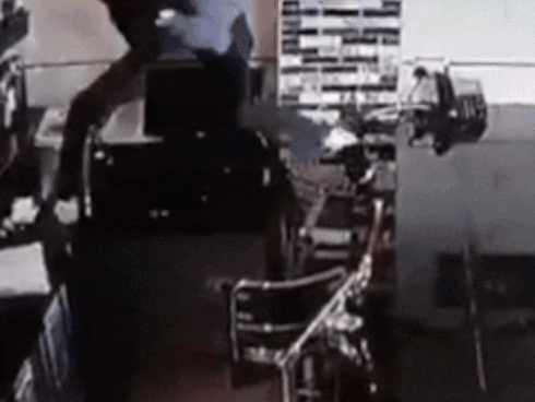 Bên trong hang ổ của nhóm dàn cảnh bán dâm trộm tài sản ở Sài Gòn-1