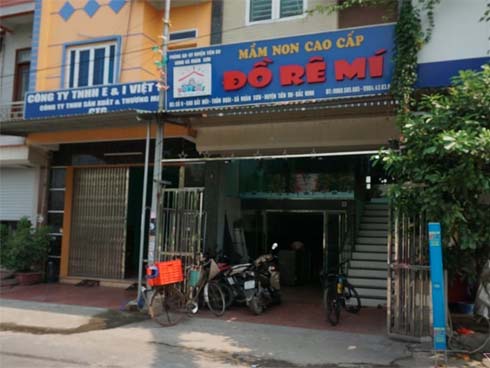 Tài xế để quên trẻ 3 tuổi 7 tiếng trên ôtô nhận lỗi-2