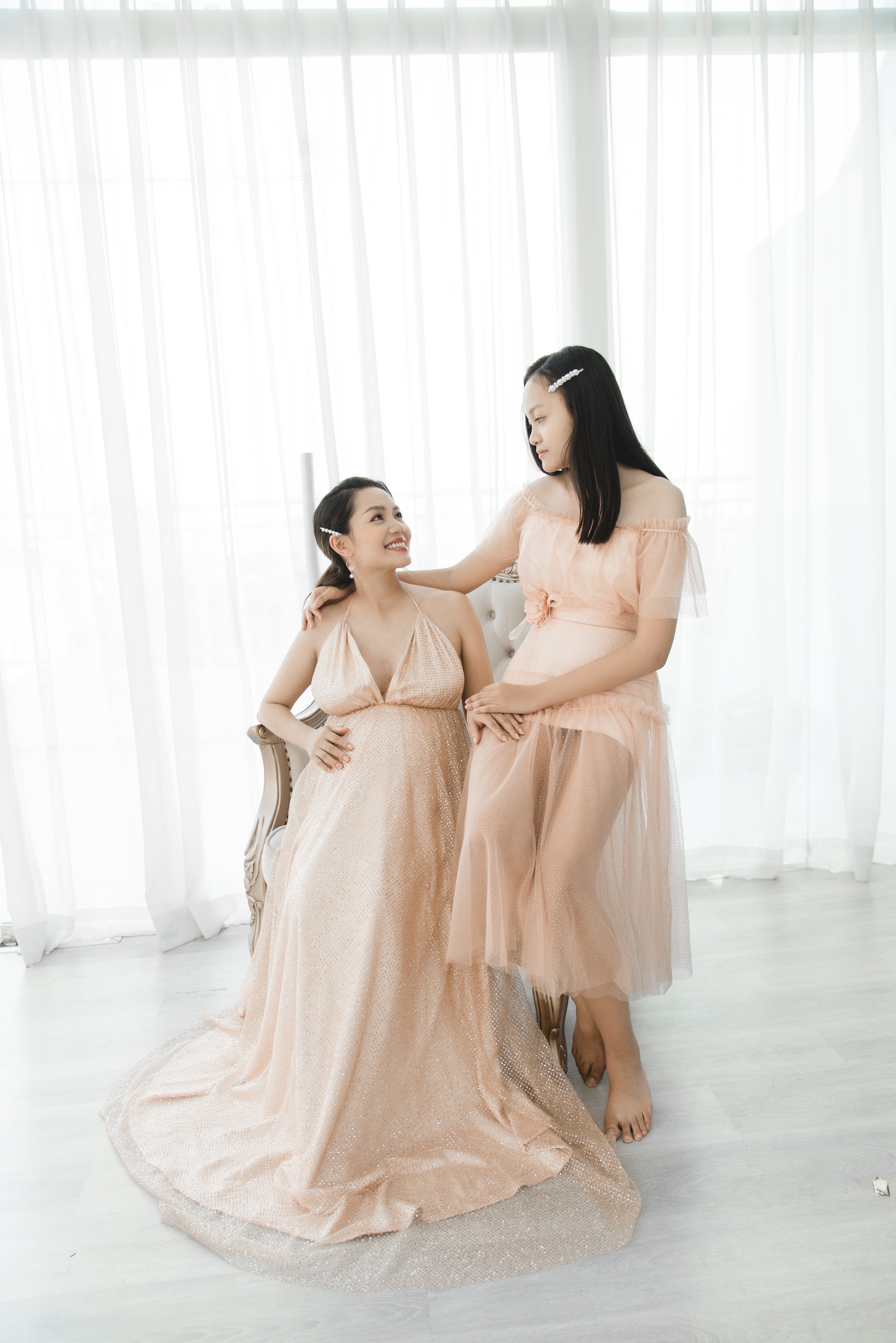 Ca sĩ Ngọc Anh chính thức sinh con sau 12 năm đổ vỡ hôn nhân-6