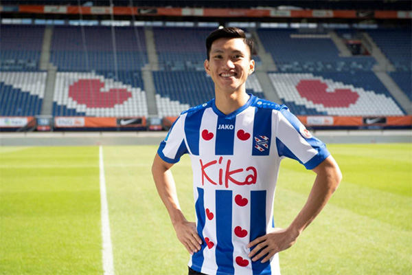 Văn Hậu sang Hà Lan rạng sáng mai, sắp khoác áo Heerenveen-1