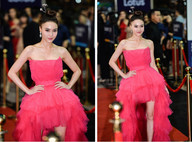 Đụng hàng với nữ ca sĩ Bảo Anh, Ninh Dương Lan Ngọc chỉ nhờ chi tiết điểm xuyết này mà trở thành nữ hoàng thảm đỏ Lotus-1