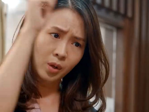 Hoa hồng trên ngực trái tập 14: Mặc con gái cầu xin, mẹ phản đối, Thái vẫn quyết ly hôn-1