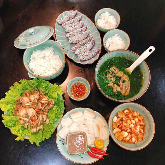 Từ nấu ăn cháy khét, 9X lột xác thành đầu bếp tại gia, nấu bữa nào ngon bữa đó-5