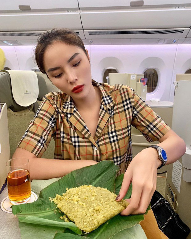 Ra Hà Nội lần 2 trong mùa thu, Kỳ Duyên phục thù” ăn bằng được đặc sản này đúng kiểu rồi mới an tâm về Sài Gòn-2