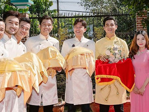 Bị Bảo Thanh bóc mẽ chuyên đi rắc thính dạo mà tối vẫn ôm mẹ ngủ, Quốc Trường tự tin đáp trả-4