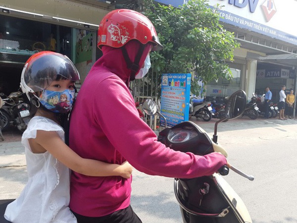 Bỏ quên trẻ trên xe đưa đón: Vì sao Đồ Rê Mí bị đình chỉ, Gateway lại không?-3