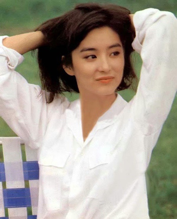 10 tường thành nhan sắc Hong Kong không thể lật đổ: Người khiến Lưu Đức Hoa si mê, Lê Tư và Vương Tổ Hiền thần thánh-5