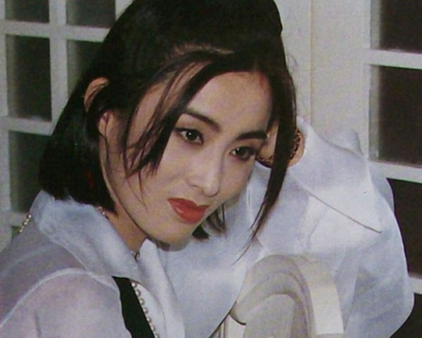 10 tường thành nhan sắc Hong Kong không thể lật đổ: Người khiến Lưu Đức Hoa si mê, Lê Tư và Vương Tổ Hiền thần thánh-29