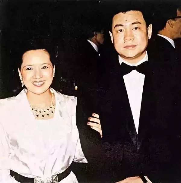 Đưa chồng lên hàng tỷ phú nhưng bị phản bội đắng cay, người vợ đẹp ra phán quyết cuối cùng bất chấp lời cầu xin từ người chồng bội bạc-3