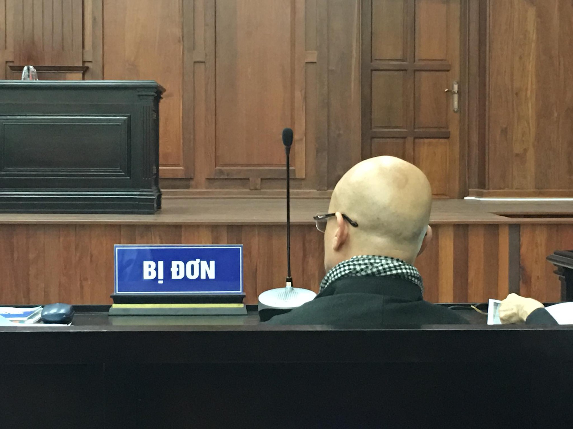 NÓNG: Bà Thảo vắng mặt trong phiên tòa ly hôn nghìn tỷ, ông Vũ cho biết không muốn nhắc đến chuyện gia đình-11