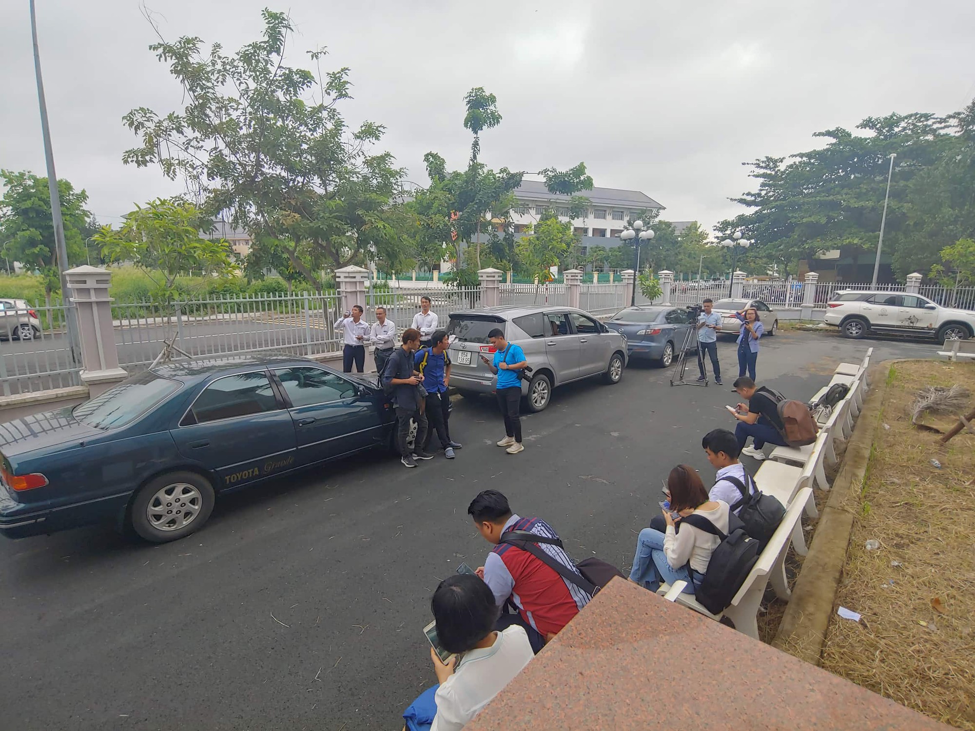 NÓNG: Bà Thảo vắng mặt trong phiên tòa ly hôn nghìn tỷ, ông Vũ cho biết không muốn nhắc đến chuyện gia đình-17