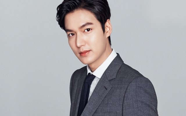 Nam Em xứng danh mỹ nhân rung động nhiều nhất Vbiz”: Thả thính cả tài tử xứ Hàn, 2 năm dính ồn ào với loạt sao nam-6