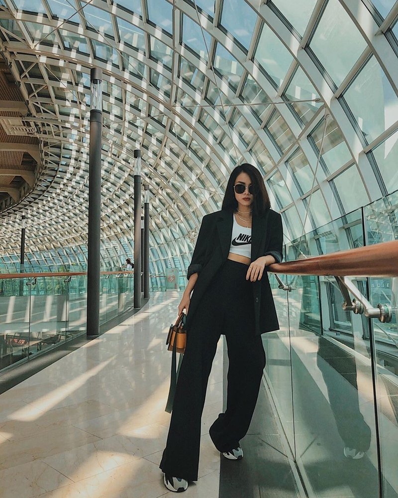 Huyền Baby đi tới đâu cũng khoe street style sang chảnh - Sam hóa nàng thơ điệu đà hết phần thiên hạ-10