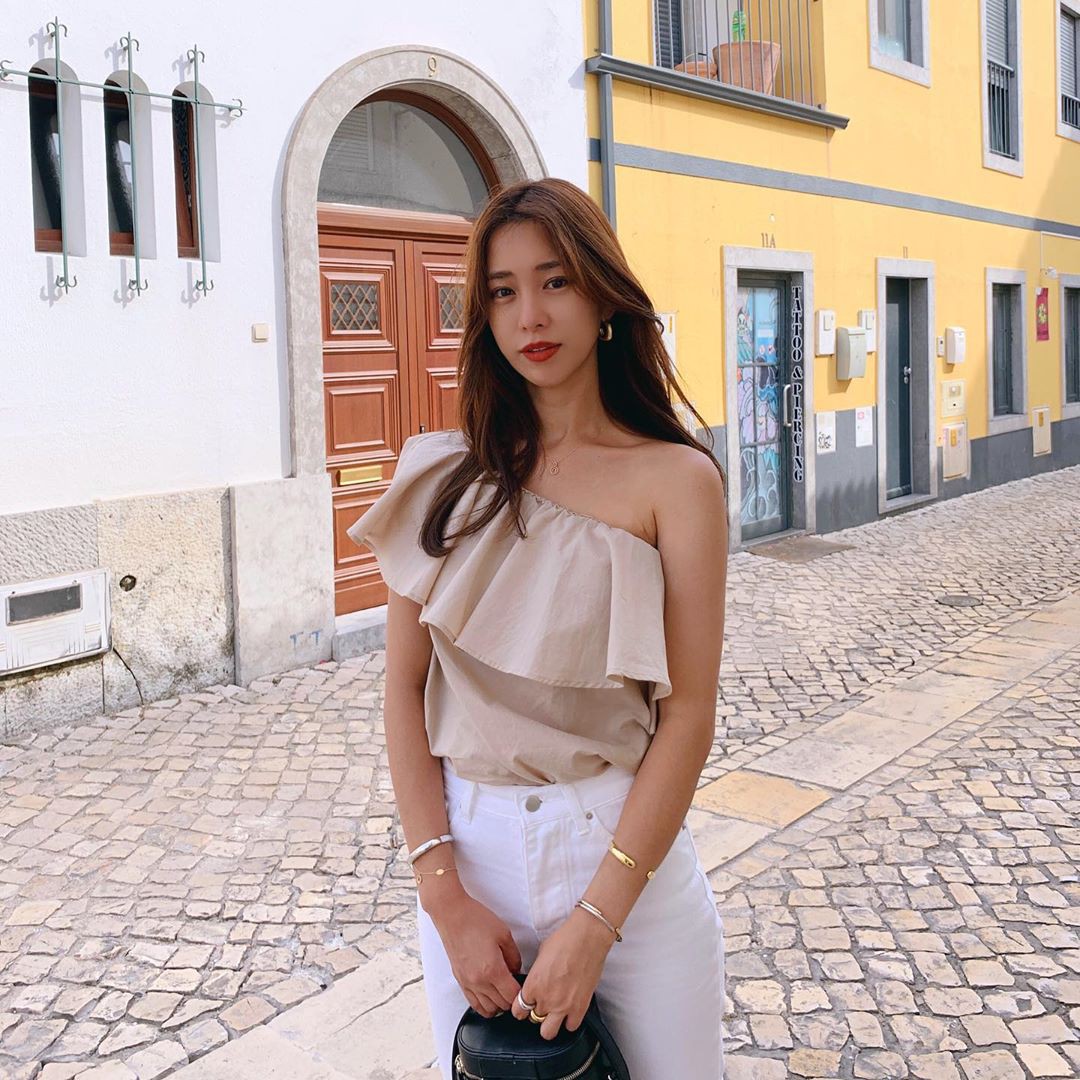 4 gam màu hot nhất mùa Thu năm nay, thích nhất là màu cỏ úa vì diện lên vừa đẹp lạ lại tôn da-2